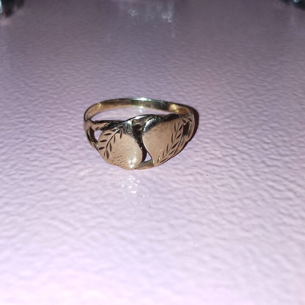 Vintage 10k double hearts ring